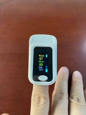 Kleines verstellbares medizinisches Fingerspitzen-Puls-Oximeter OLED für Erwachsene und Kinder, Blutsauerstoffmonitor