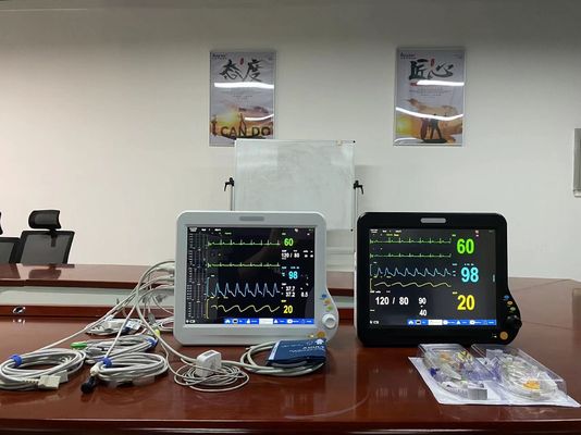 15 Zoll Vital Monitoring Geräte, Multi-Parameter ICU Ventilator Monitor