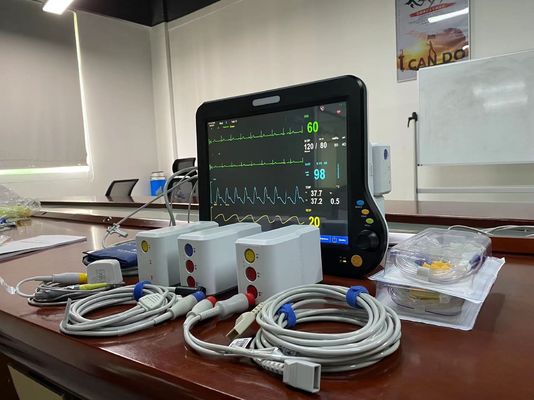 Modularer Patientenmonitor mit 1024x768 Auflösung