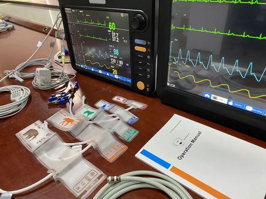 12.1&quot; Tragbarer Veterinär-Multiparameter-Monitor für Veterinärchirurgie