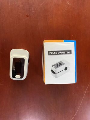 OEM ODM Tragbare Fingerspitze Blut-Sauerstoff-Puls-Monitor Oximeter mit OLED