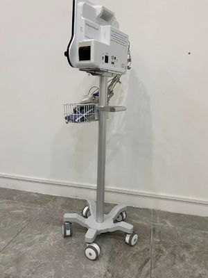 800-1020mm Herzpatientenmonitor-Laufkatze mit den 3 Zoll-stillen Rädern