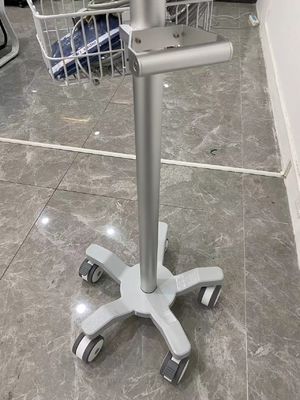 ICU-Luftfahrt Aluminium-Matieral-Patientenmonitor-Laufkatze mit den 3 Zoll-stillen Rädern