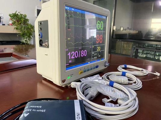 Leichtgewichtige Krankenhaus-Patienten-Vitalzeichen-Monitore mit EKG SPO2 NIBP-Temperaturmessung