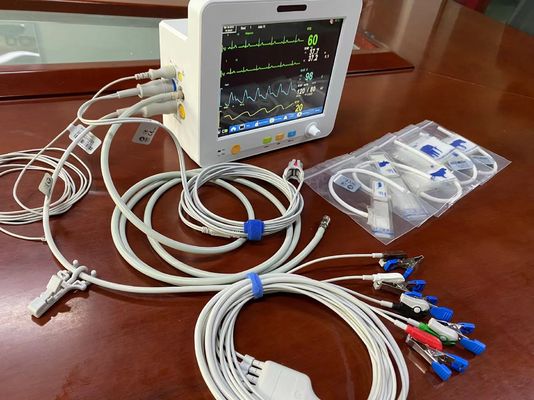TFT LCD-Schirm-tragbarer Veterinärpatientenmonitor mit Temp-Maß ECG SPO2 NIBP