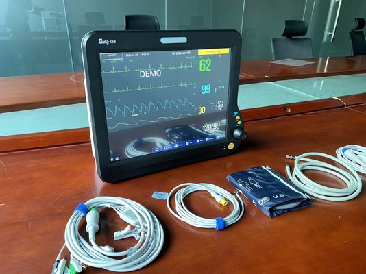 15 Zoll tragbare Multiparameter-Patienten-Monitore mit HL7-kompatibel, USB-Daten-Ausgang, VGA, Krankenpfleger-Anrufe und lebenswichtige Sings